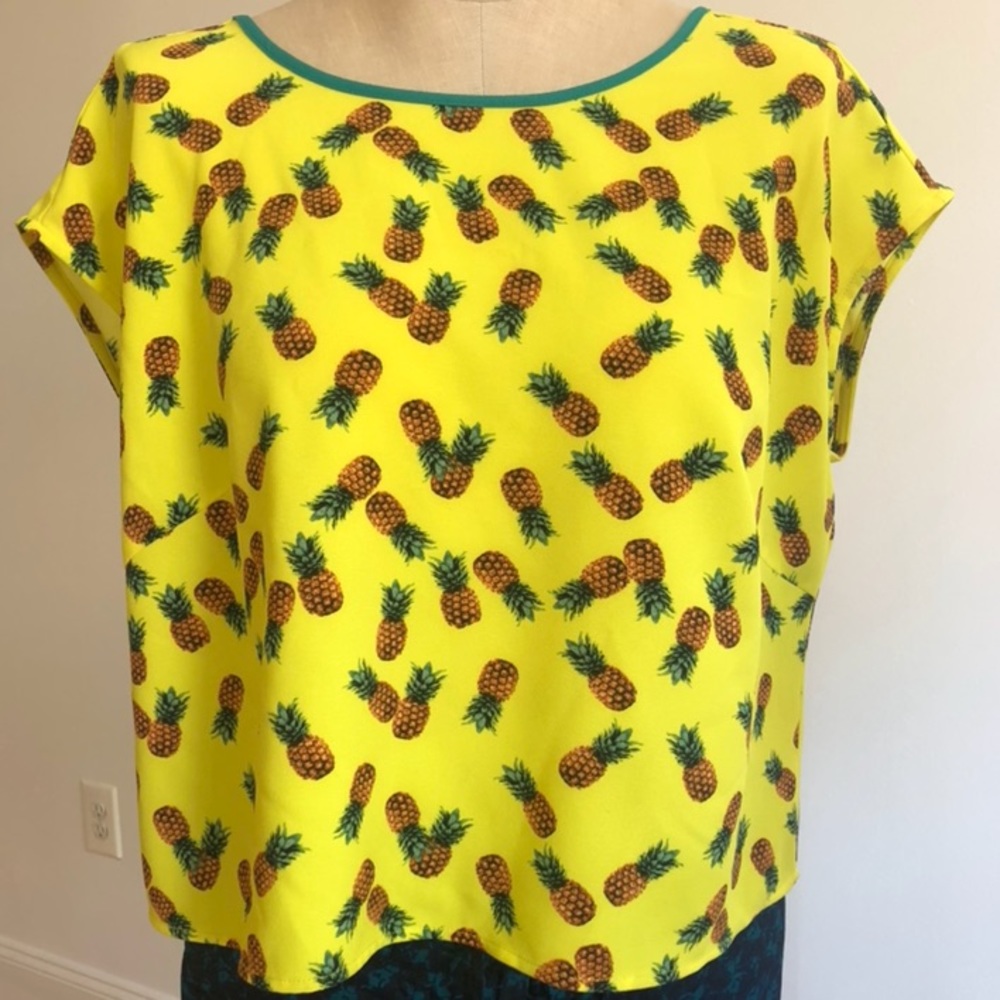 3 FOR $20 Pineapple Top